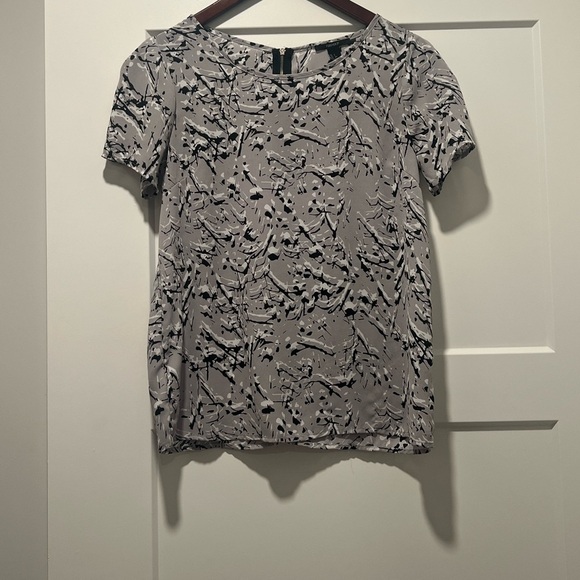 Forever 21 Gray Blouse - Picture 1 of 5